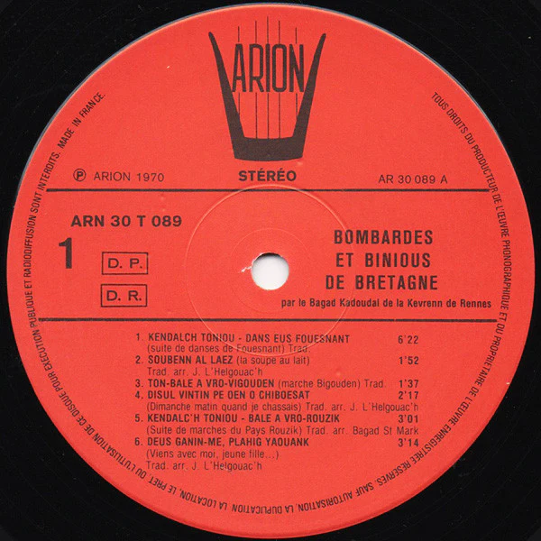 Bagad Kadoudal De La Kevrenn De Rennes / Bombardes Et Binious De Bretagne - LP, Album (VG+/VG+) - Image 3