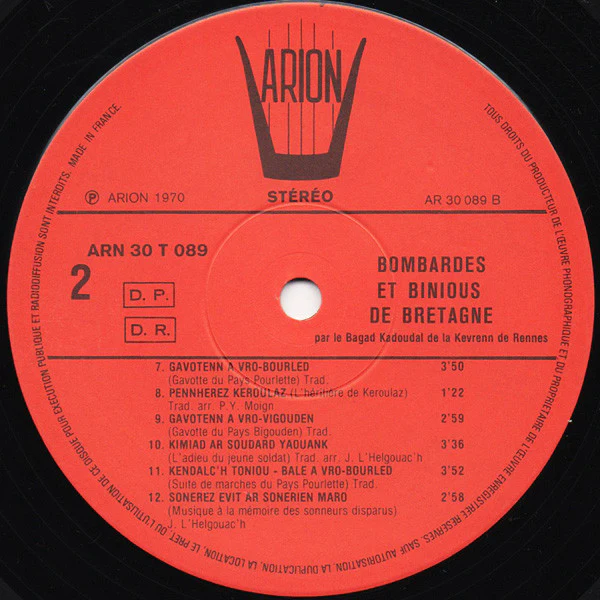 Bagad Kadoudal De La Kevrenn De Rennes / Bombardes Et Binious De Bretagne - LP, Album (VG+/VG+) - Image 4