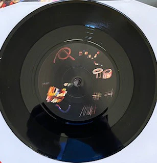 Hand Habits / Dirt - 7", EP (M/M) - Image 4