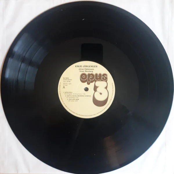 Knud Jörgensen / Knud Jörgensen Jazz Trio - LP (VG+/P) - Image 4