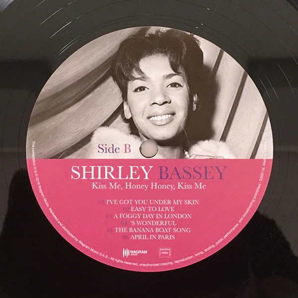 Shirley Bassey / Kiss Me, Honey Honey, Kiss Me - LP, Comp (M/M) - Image 4